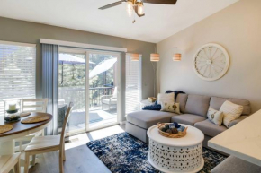 Updated Lake Almanor Retreat with Patio and Grill!